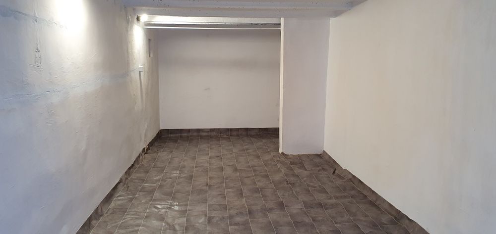 Garaż przy ul Sienkiewicza, Kobylińskiej, obok Lidla