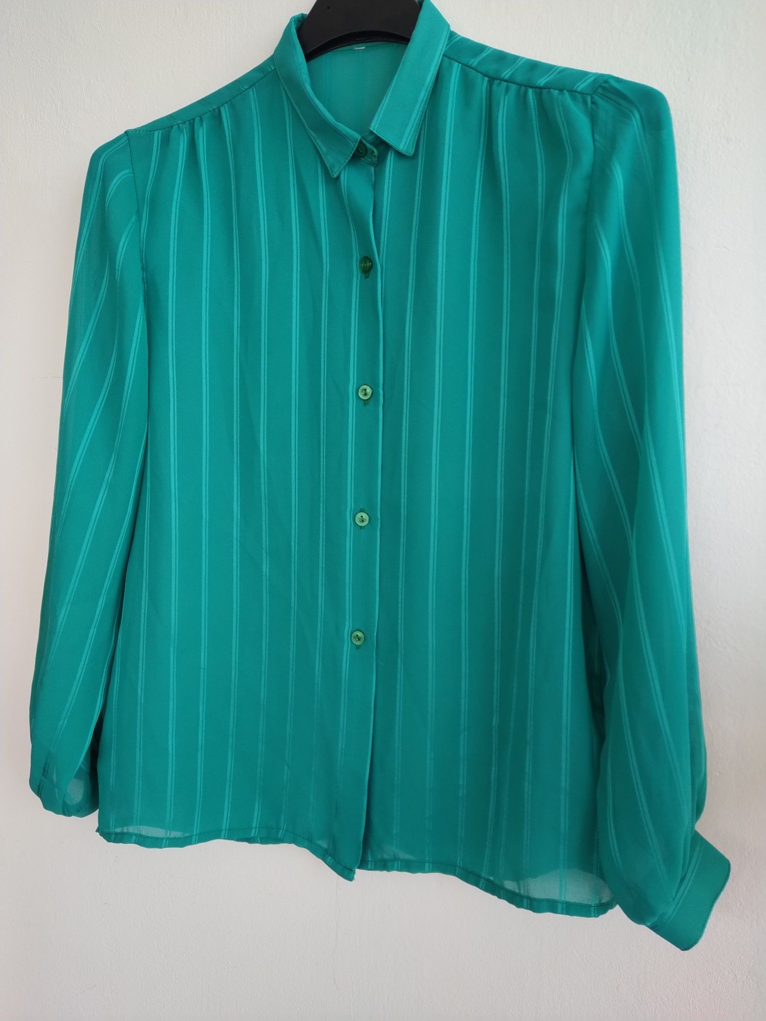 Blusa verde, riscas com brilho - Tamanho L/XL