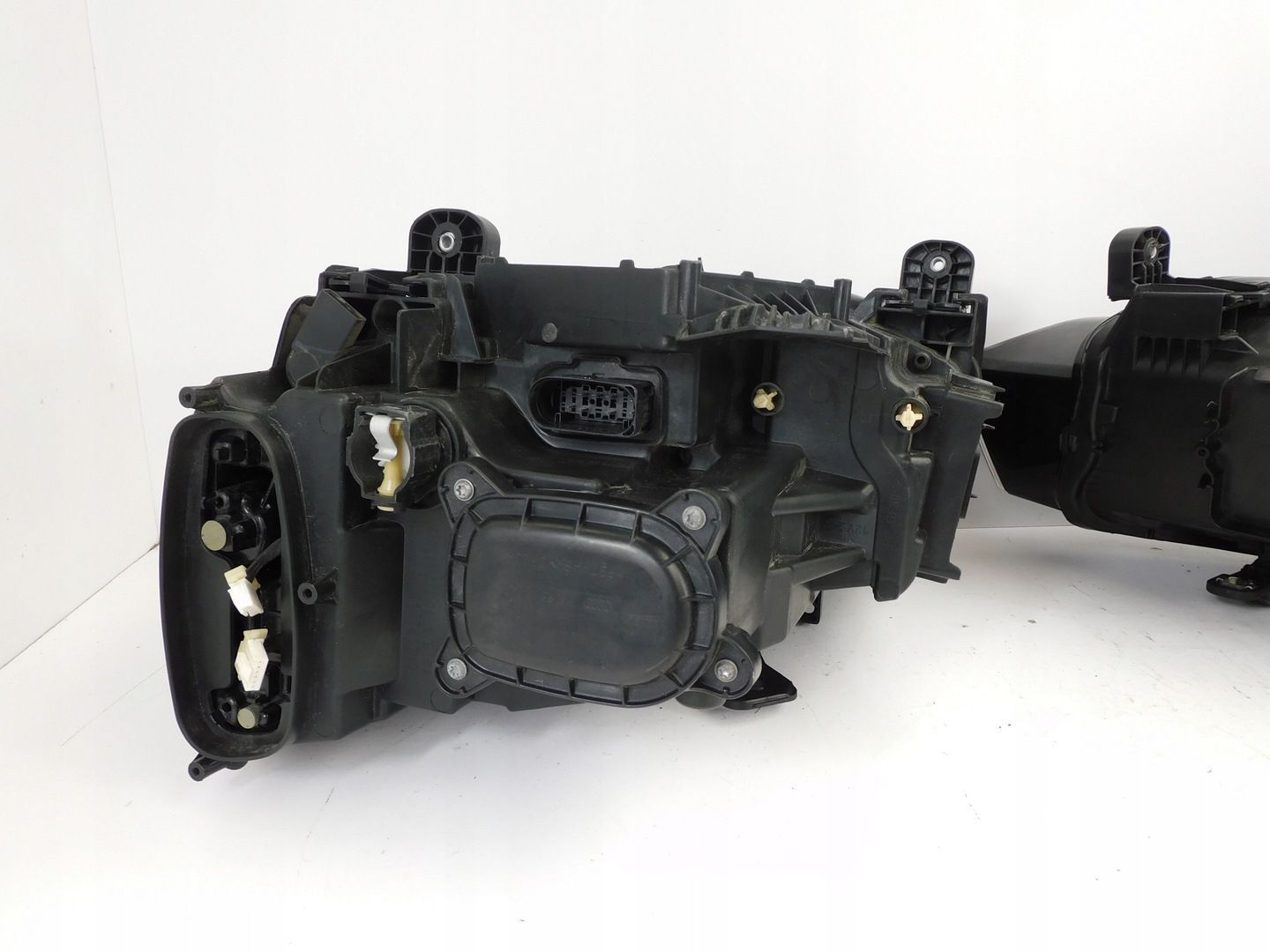 AUDI Q2 81A LAMPA PRAWA LEWA FULL LED 81A941034 81A941033