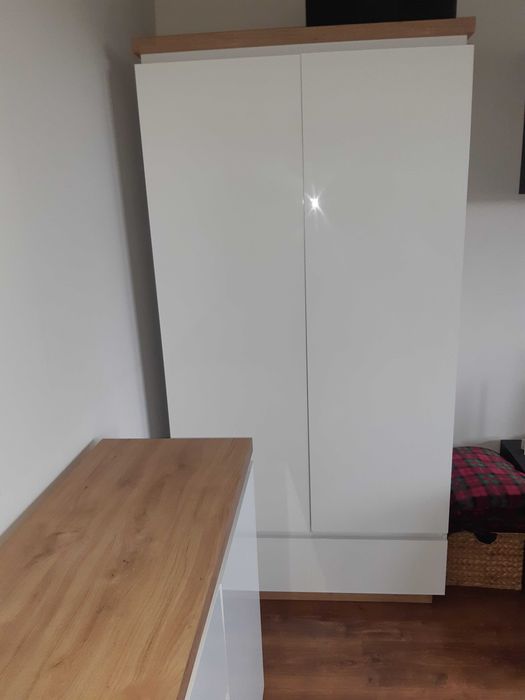 Szafa black red white kolekcja erla ,solidna,niezniszczona