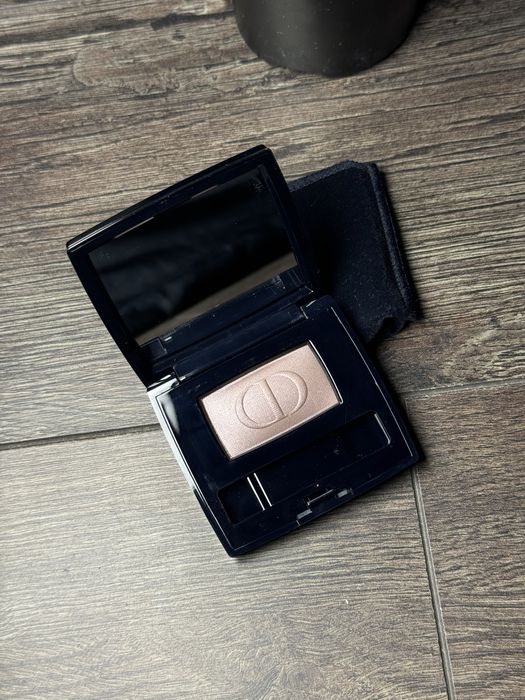 Dior mono оригінальні шимерні тіні для очей тени 826
