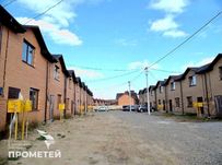 Продається якісно побудований таунхаус в Агрономічному