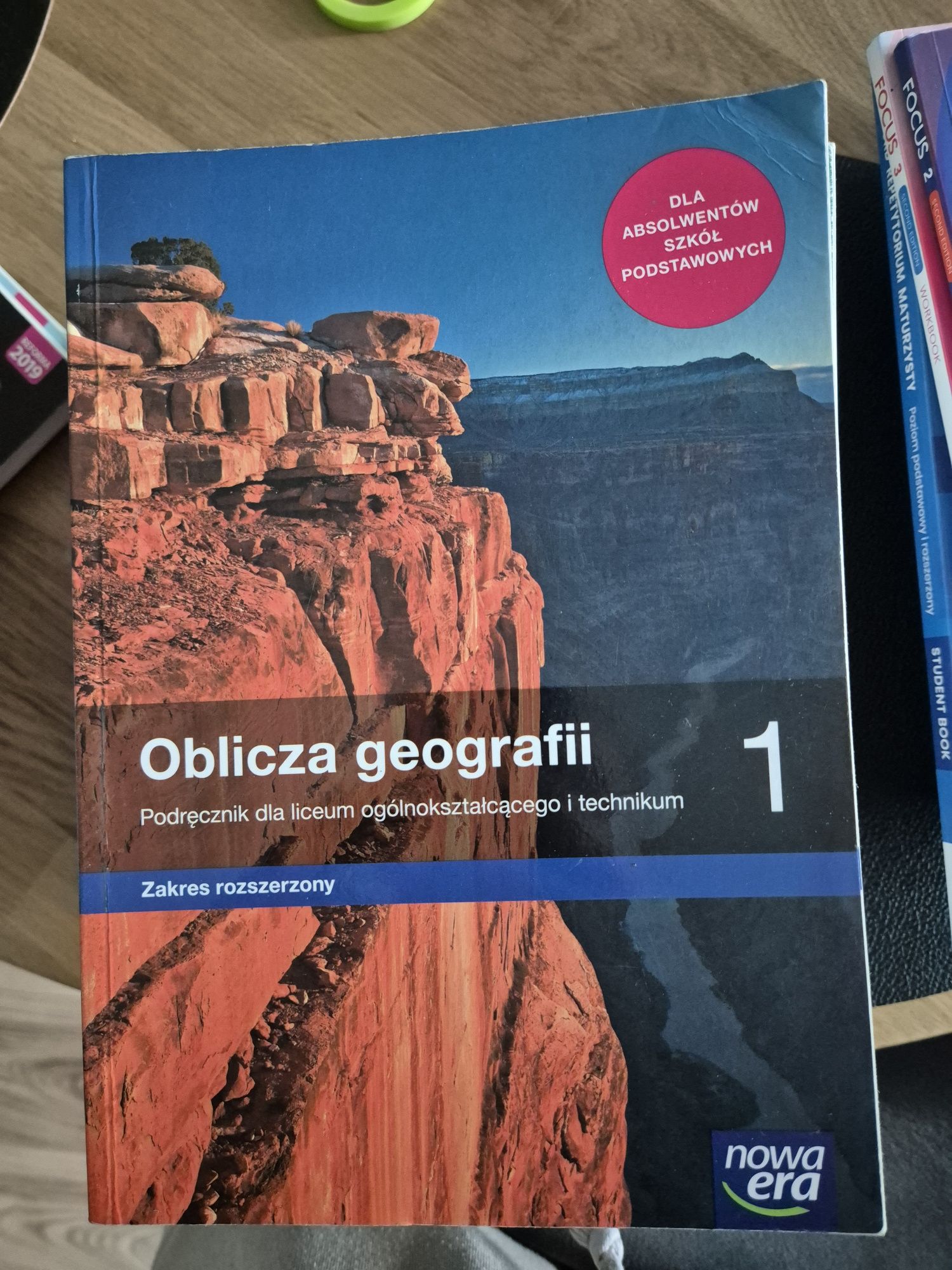 Książki do liceum lub technikum