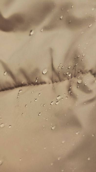 Бомбер колір карамель