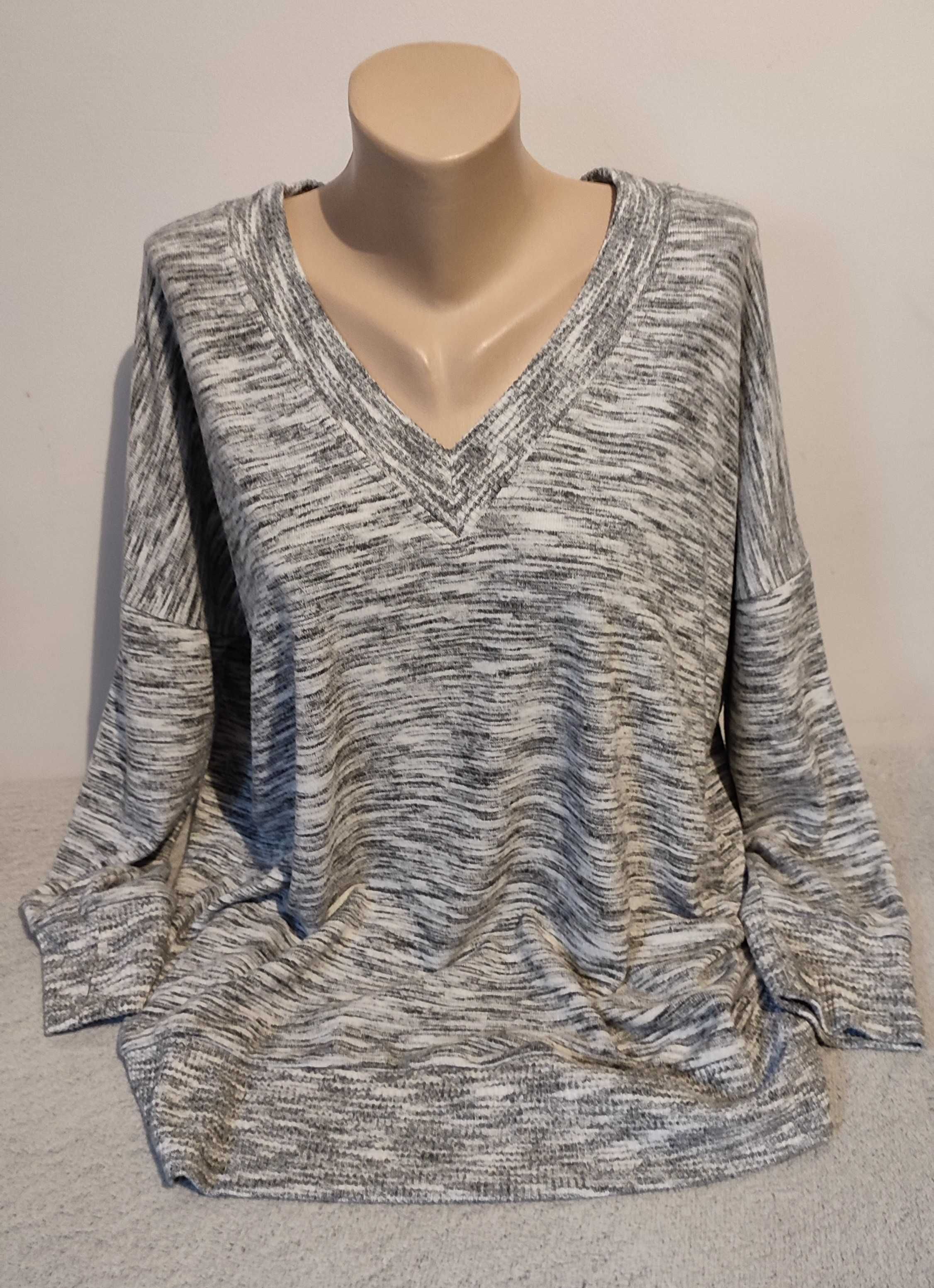 Sweter damski szary z długim rękawem dekolt V plus size 44/46