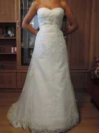 Koronka suknia ślubna – kolor śmietankowy model Whitby/Herms’Bridal