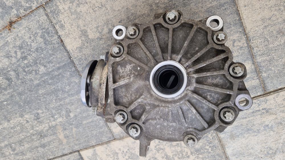 Dygerencjał mercedes w204 x204 glk  4matic przód