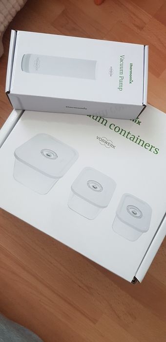 Pojemniki próżniowe szklane z pompką