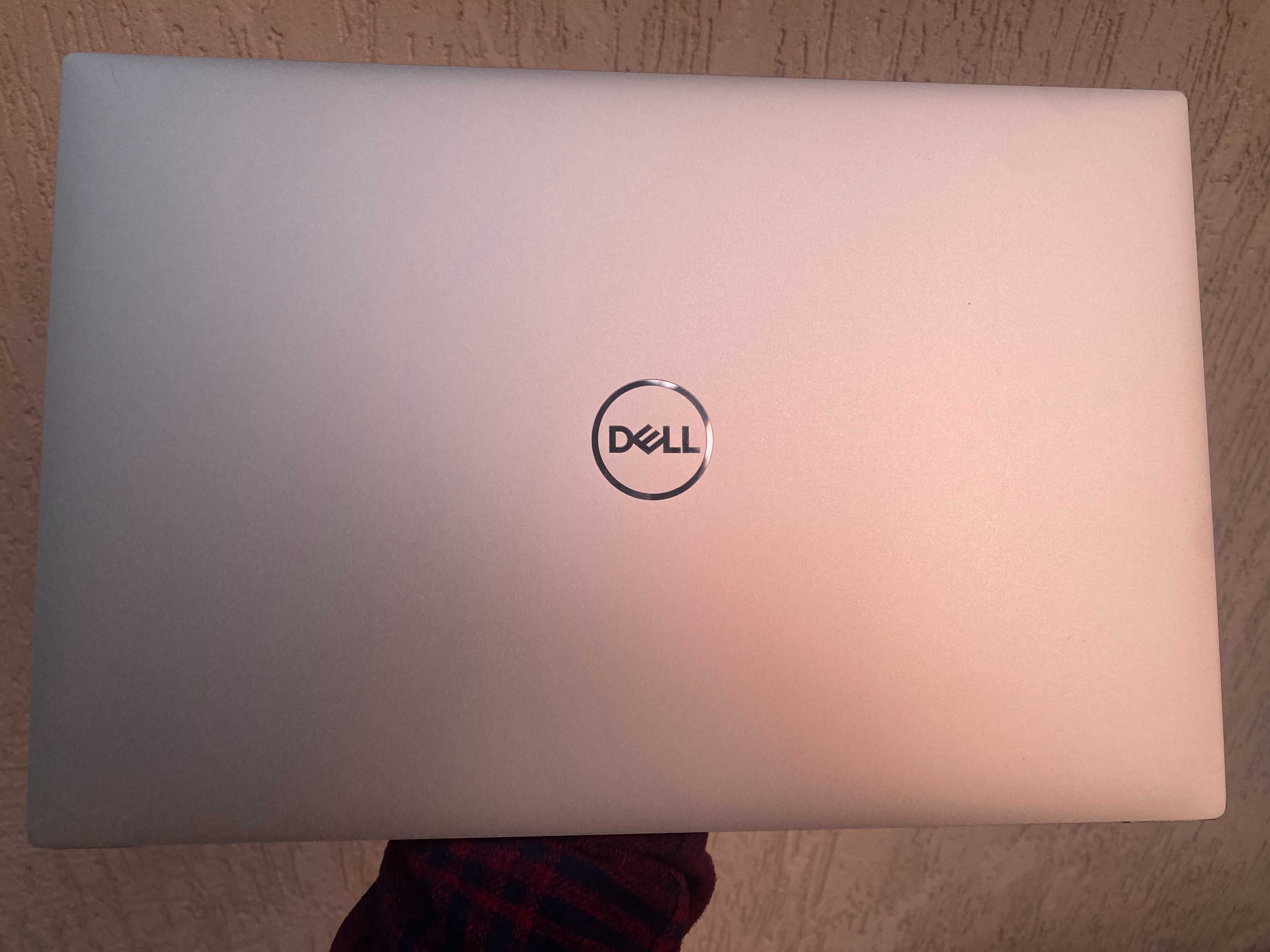 Безрамковий преміум ноутбук DELL XPS 15 9510 i5-11400H 16/512Gb 2022р