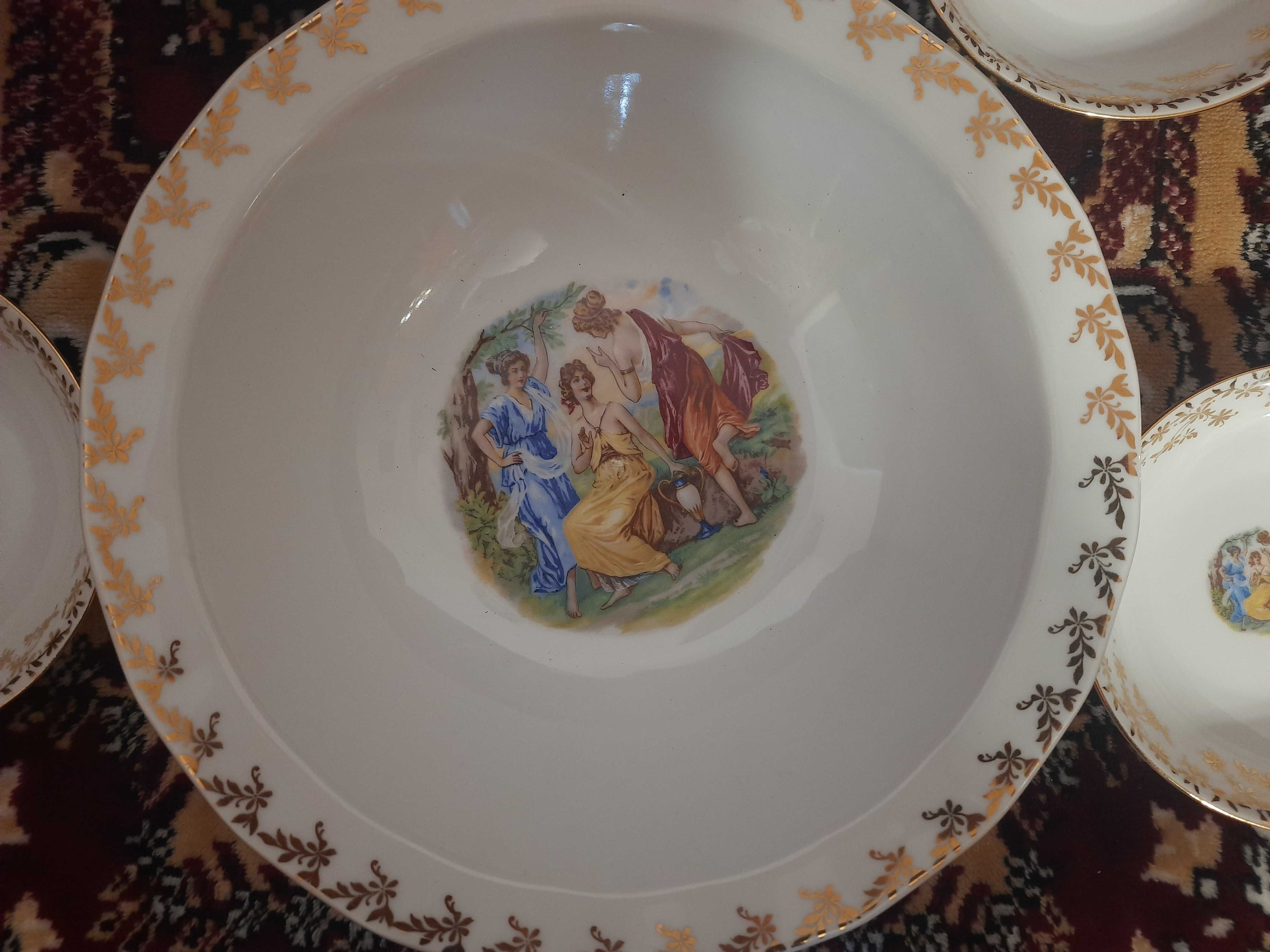 Оригінальний чеський порцеляновий посуд з позолотою