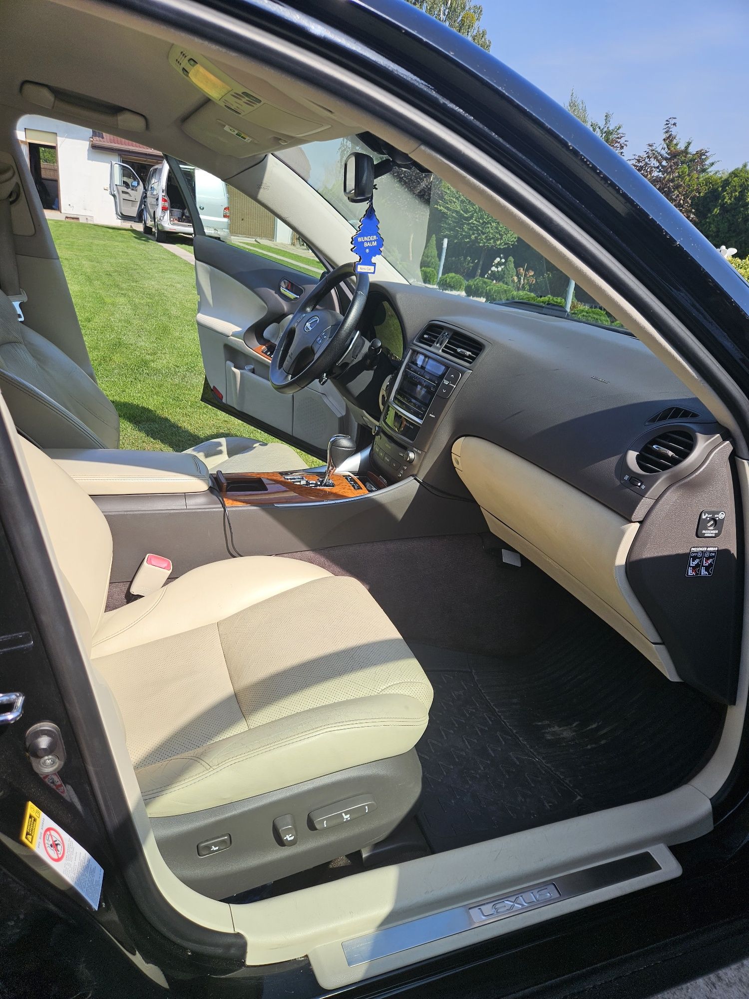 Lexus is250 V6 2010r