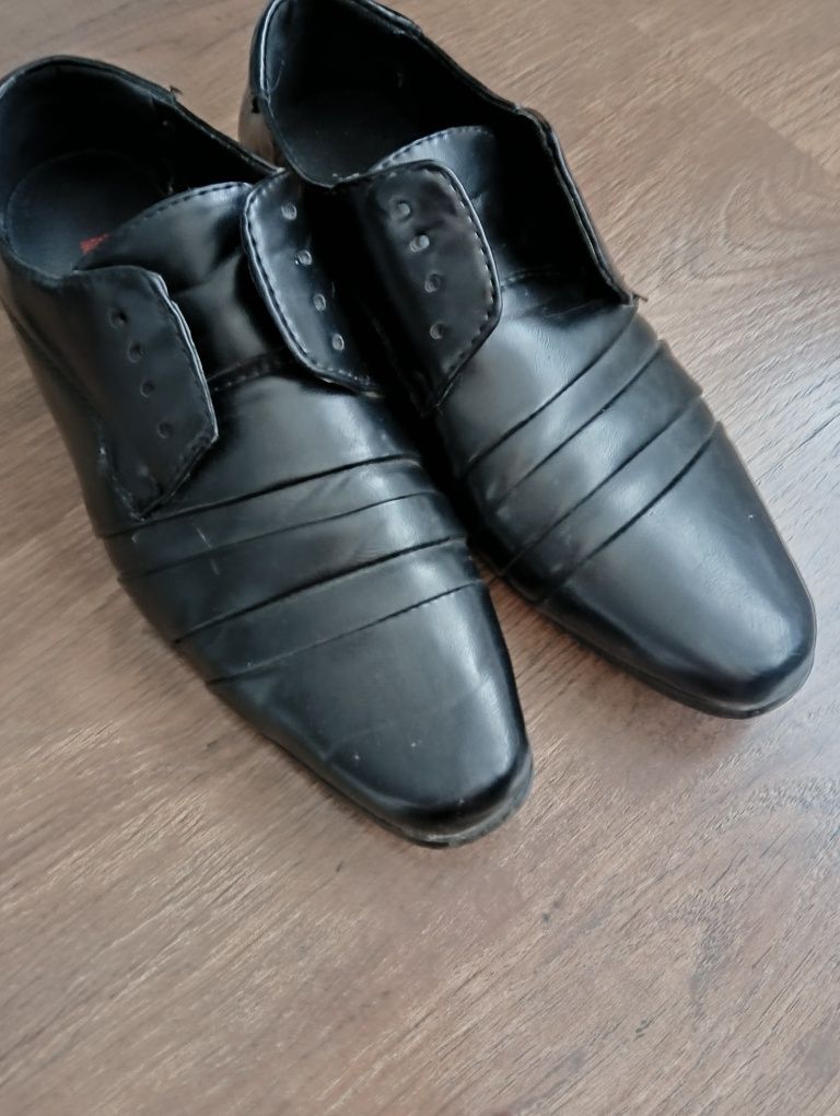 Buty komunijne eleganckie r. 37