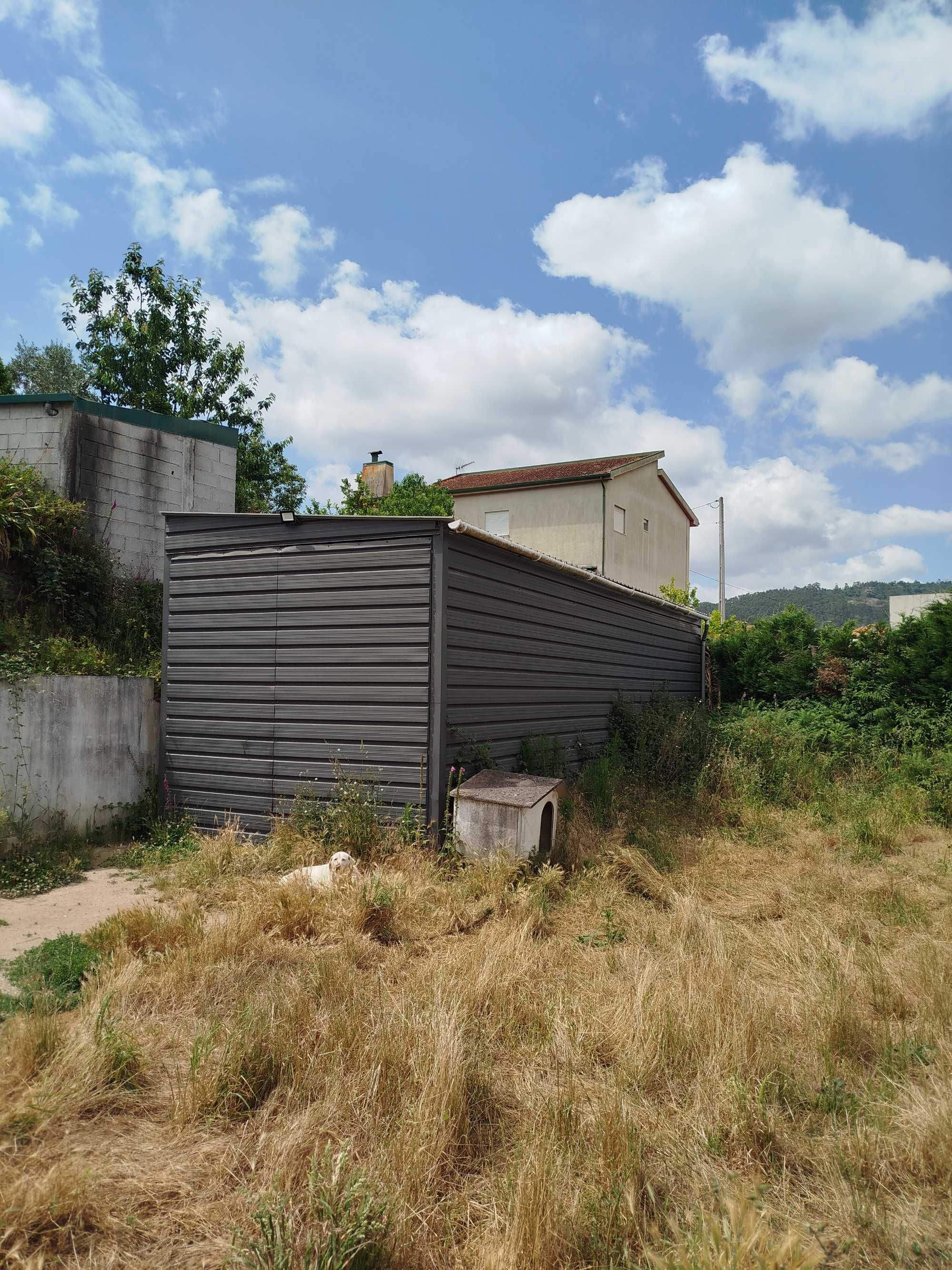 Vendo garagem grande