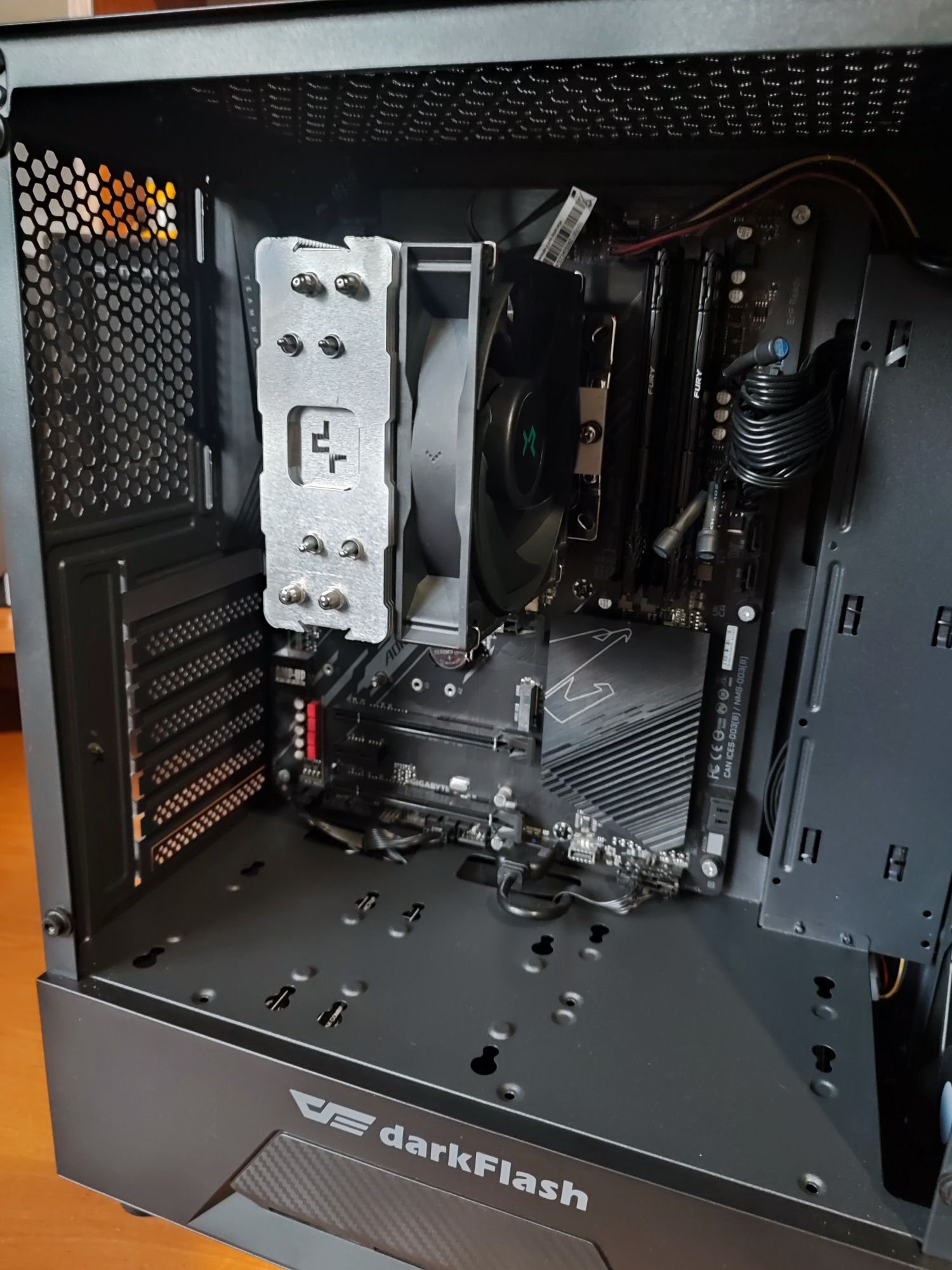 Пк на ryzen5600g материнці aurus b550 Elite v2