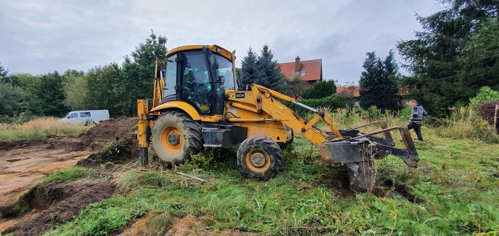 Uslugi koparko ładowarką , koparką