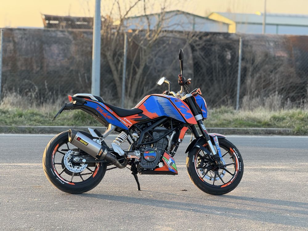 Ktm duke 125 Akrapovic