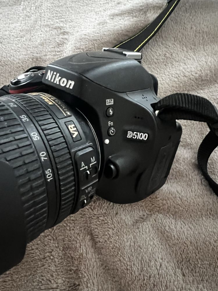 Фотокамера Nkon D5100+ обʼєктив Nikon DX af-s nikkor 18-105 mm