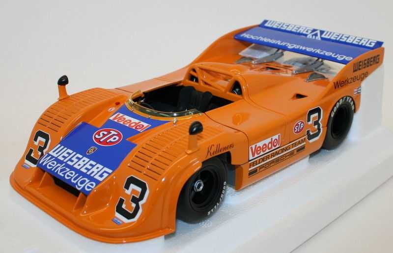 Miniatura Minichamps 1/18 Porsche 917/20 TC #3 Interserie 1973