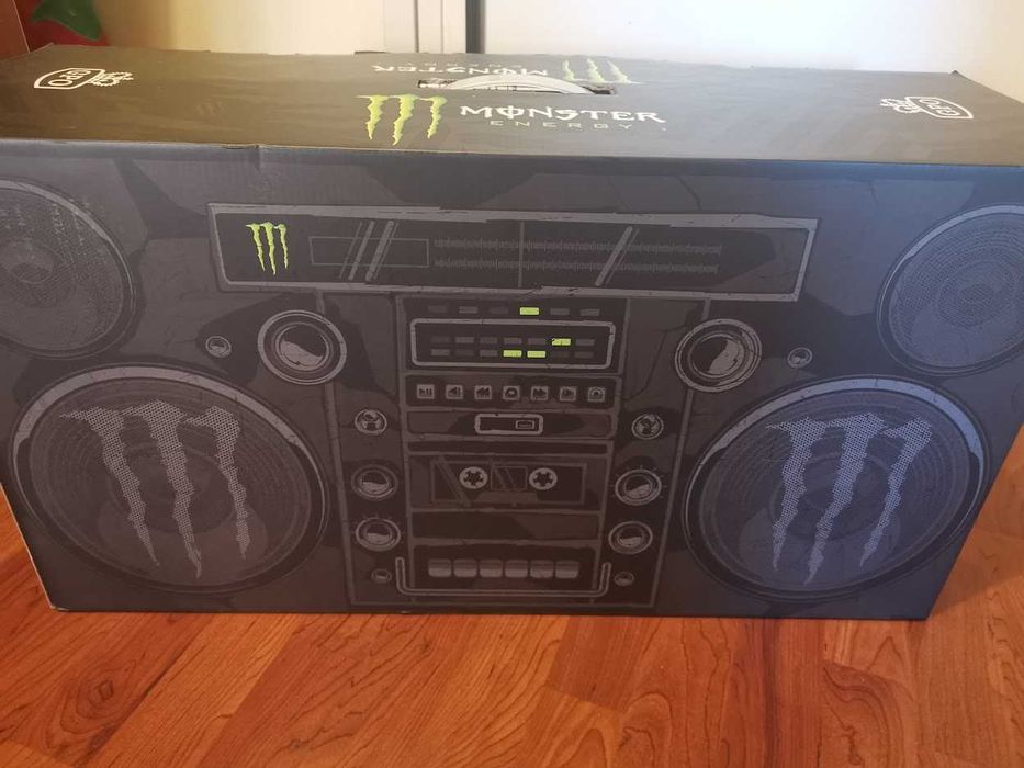 Boombox Monster Energy - Aparelhagem em Caixa - NOVA