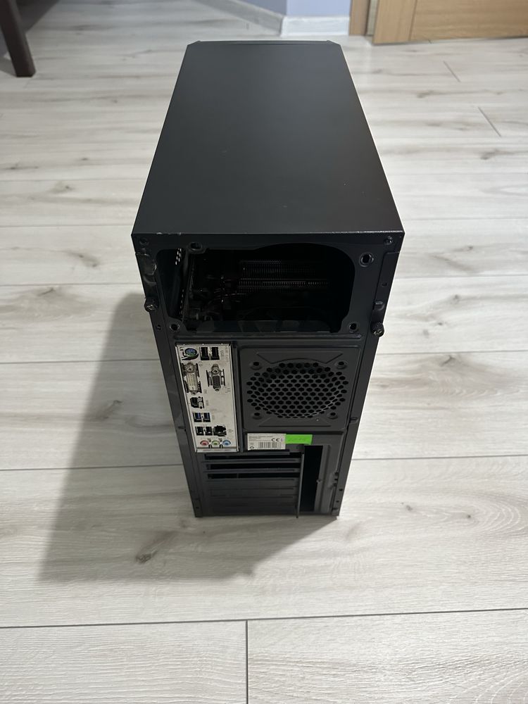 Obudowa komputera + Płyta głowna + Procesor + RAM 8gb
