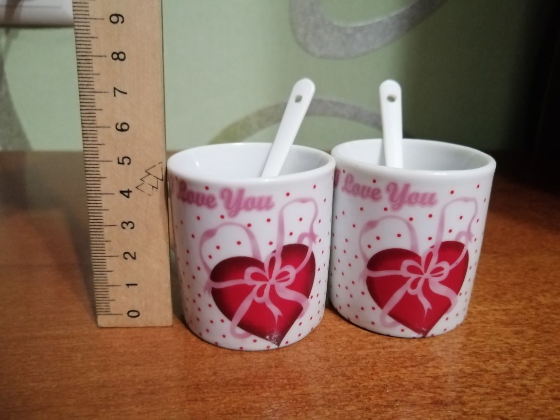 Мініатюрний набір із двох чашок