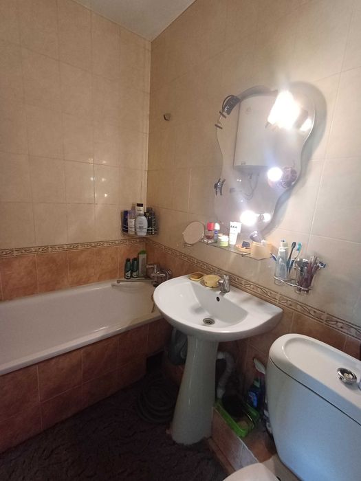 2-х комнатная квартира возле Крымского бульвара