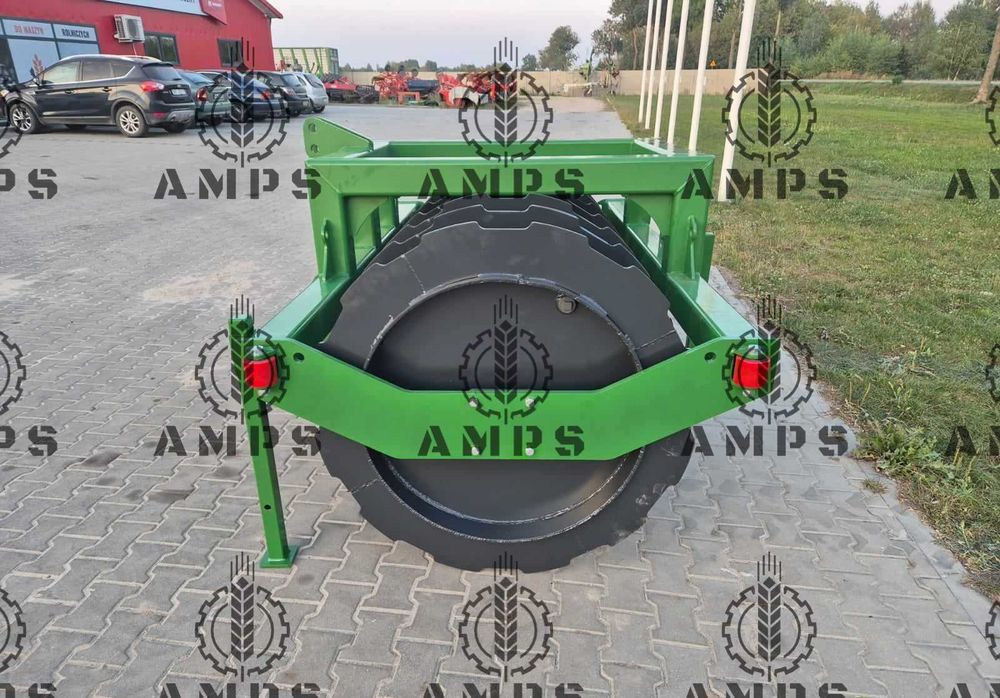 Wał pryzmowy do kukurydzy, traw