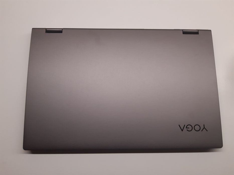 Lenovo Yoga C640 laptop - tablet
