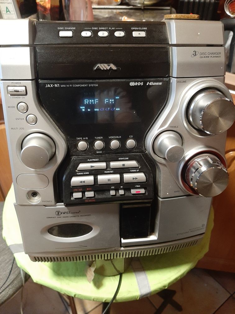 Wieża Aiwa CX,-JN1 potęga Bass radio I aux sprawne bez kolum i pilo