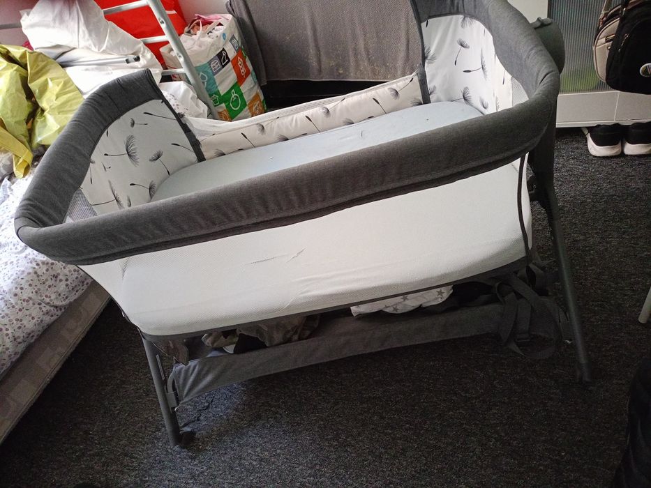 Dostawką do łóżka