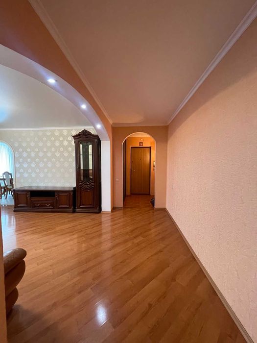 ПРОДАЖ 3к.квартири для сім'ї — ВИСТАВКА, ВУЛ. МАЗУРА, 18/2