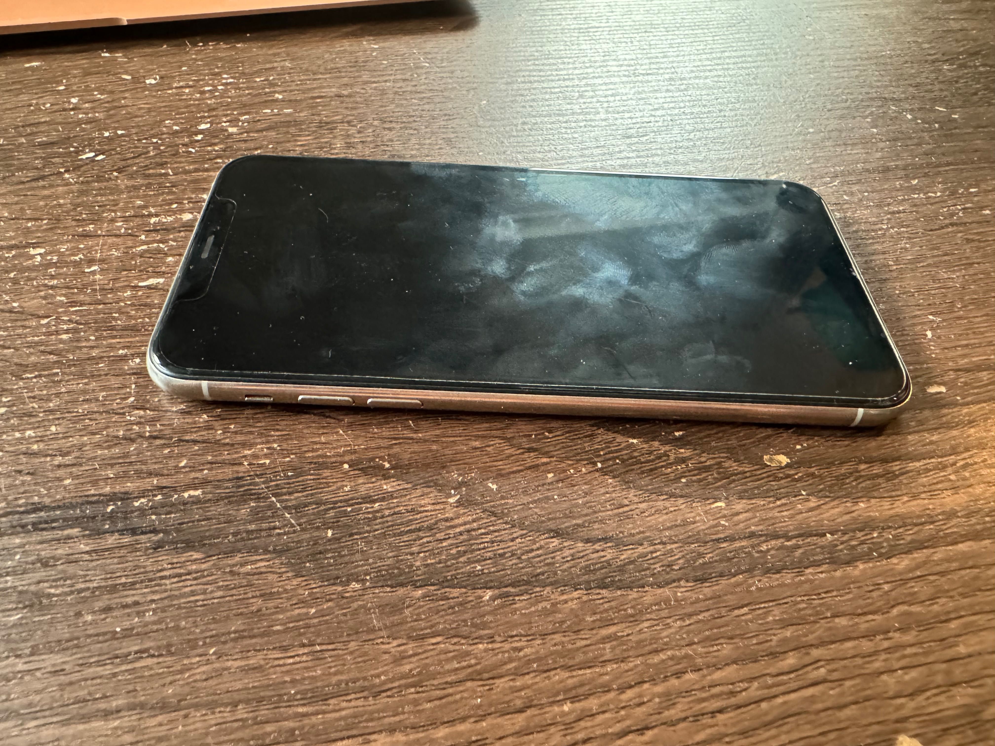 Iphone 11 PRO MAX 64 GB Silver jeden właściciel