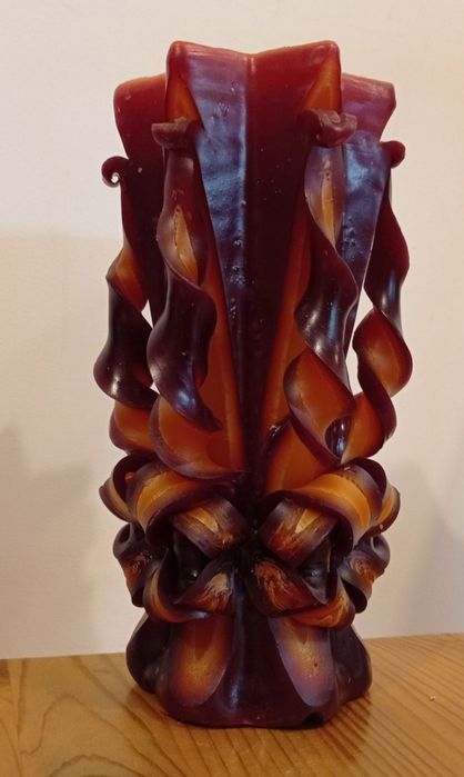 Wytapialnik parafiny. Urządzenie slużące wykonywaniu kolorowych świec.