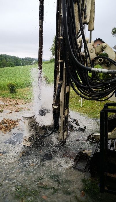 Wiercenie studni głębinowe małopolska powietrzem udar