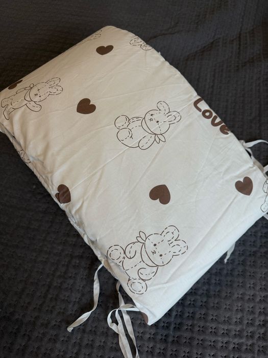 Бортики в ліжечко