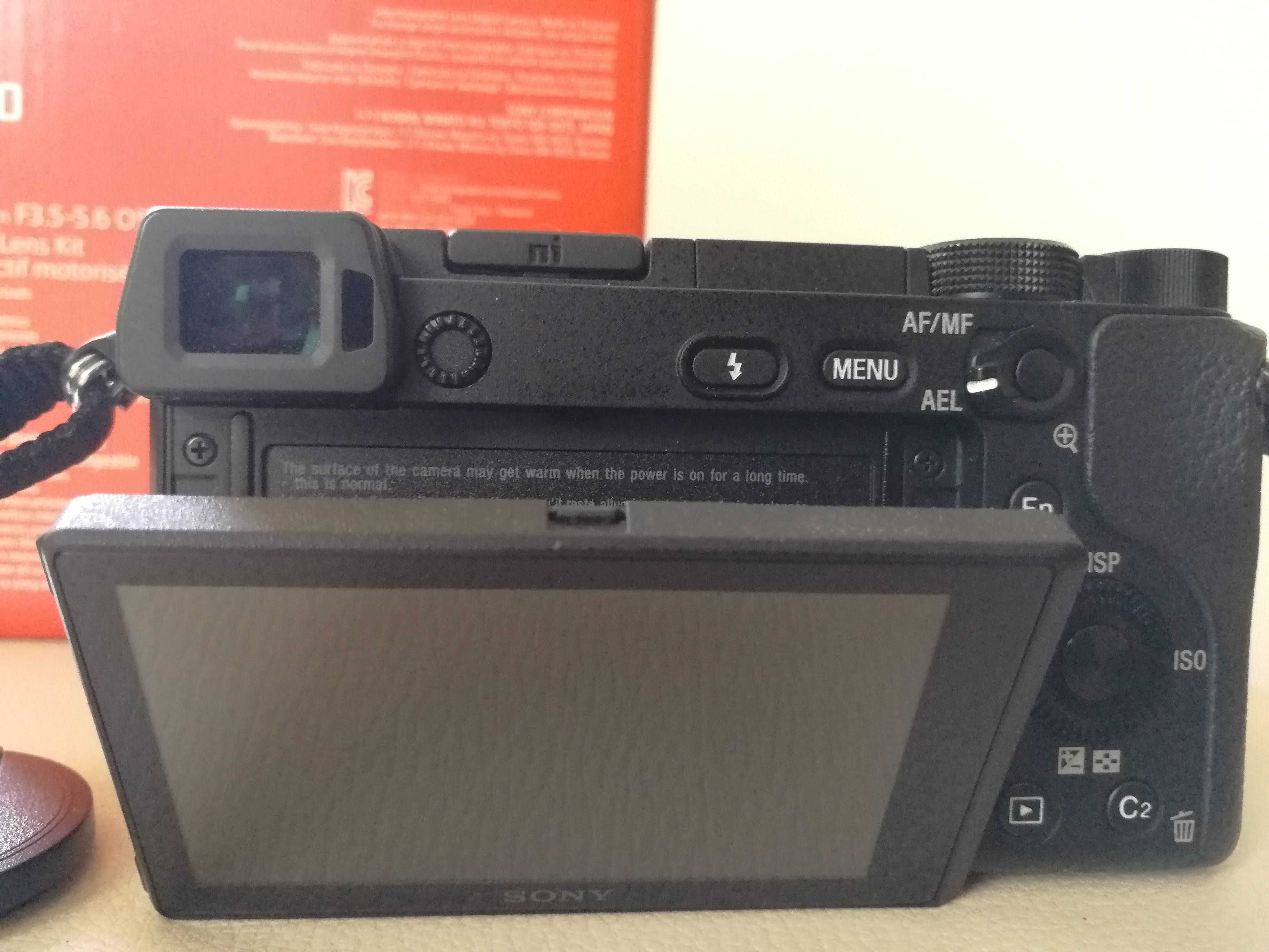 V' Sony a6300 +2 baterie +karta + Sony 18-105 f4 G - jak nowy