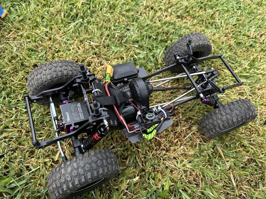 RC crawler 1/10 completo