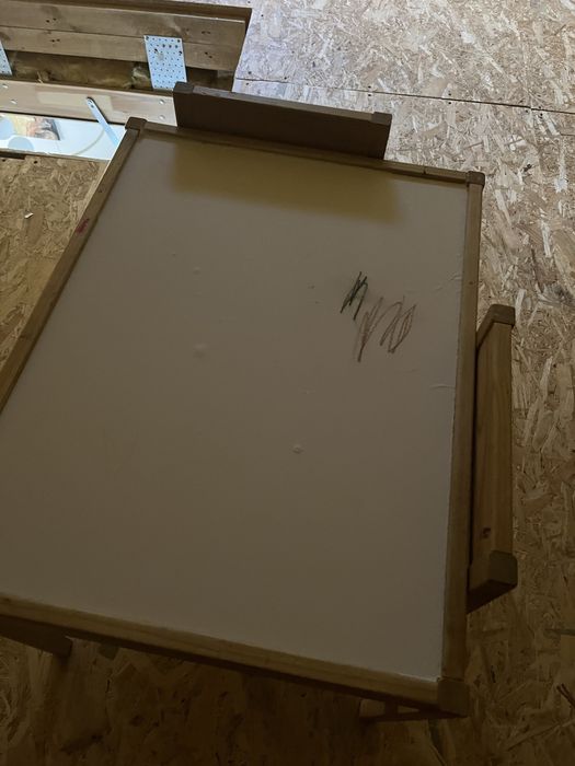 Stolik Ikea dla dziecka