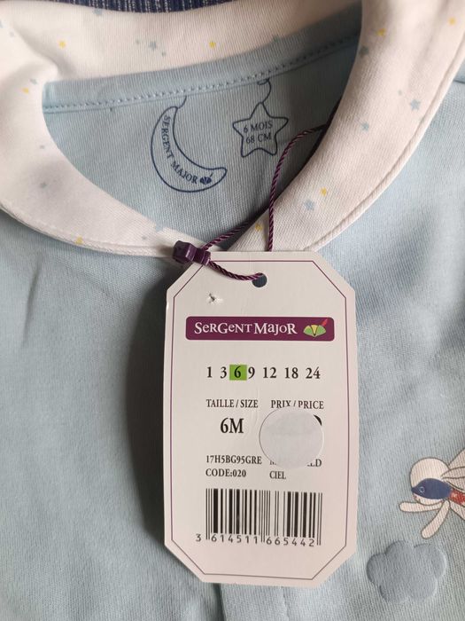 Macacão de bebê 6 m,novo