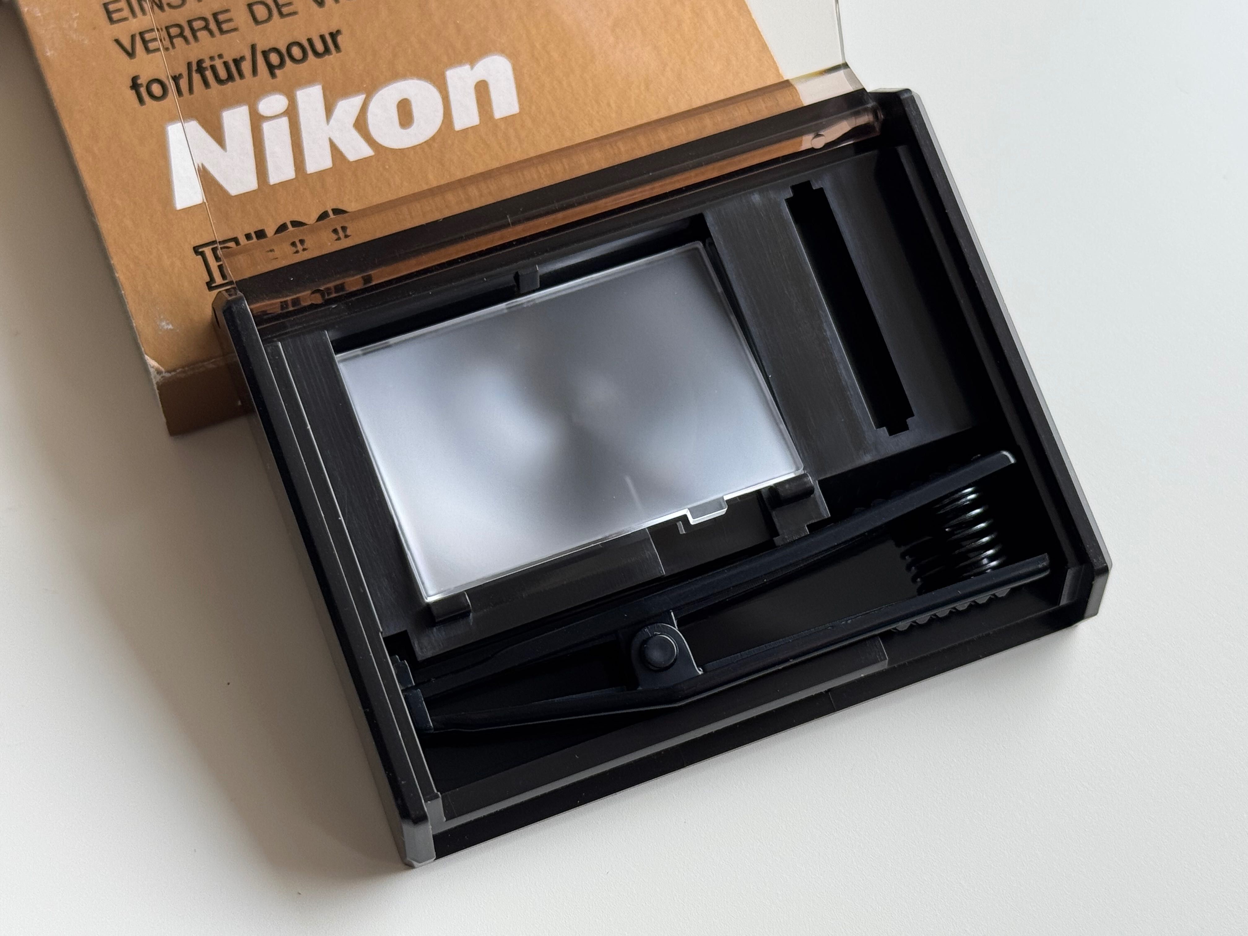 Nowa matówka Nikon F100 - Typ B - Focusing Screen