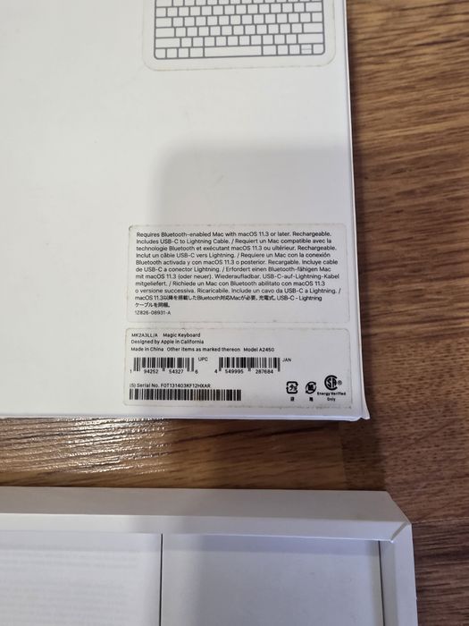 Apple Magic Keyboard (lightning)