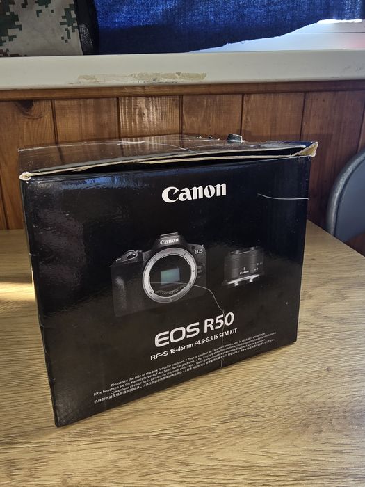 Canon EOS R50 kit