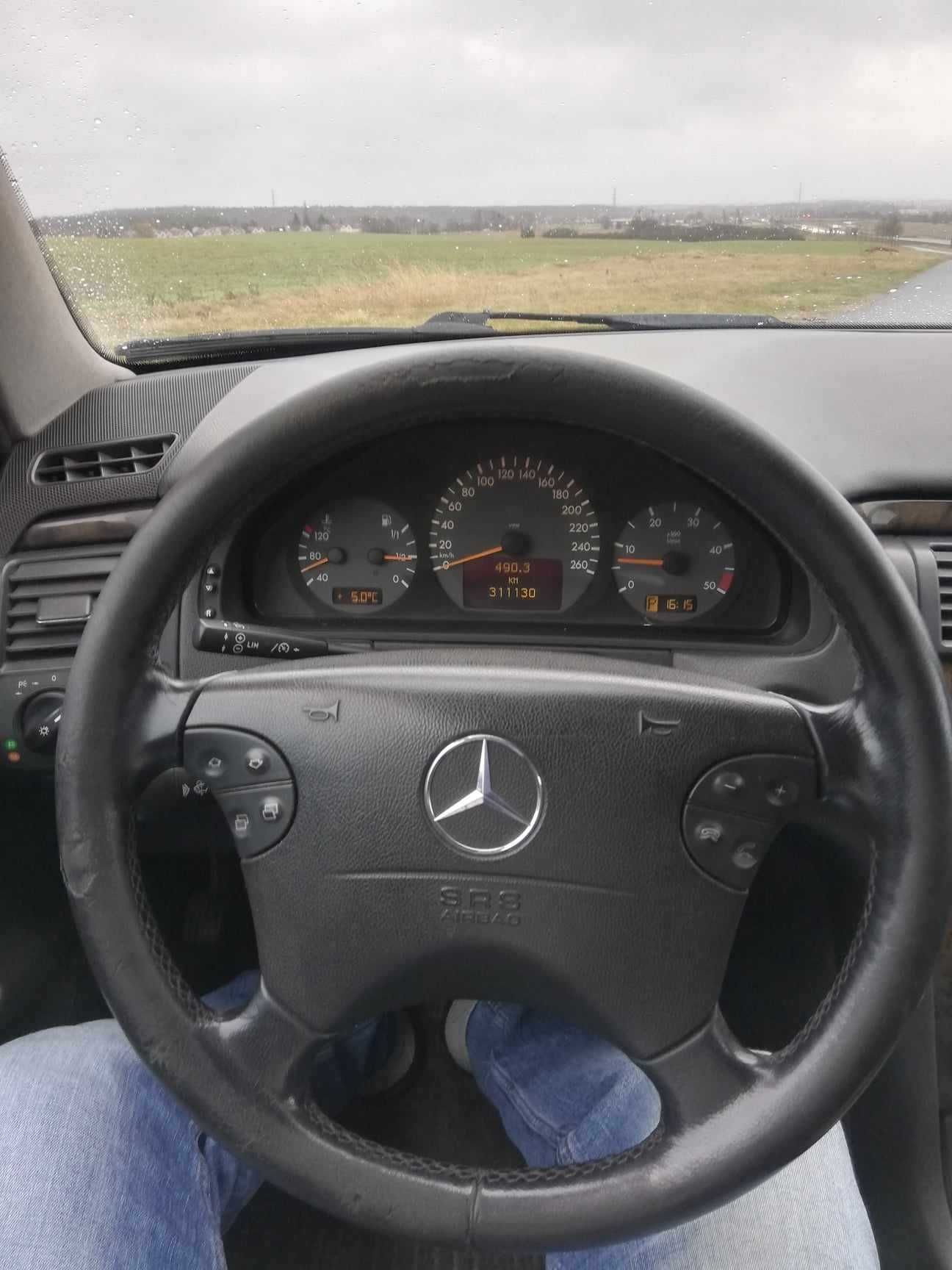 Mercedes-Benz E klasa