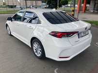 Wynajem najem Toyota Corolla 1.8 HSD hybrid / LPG