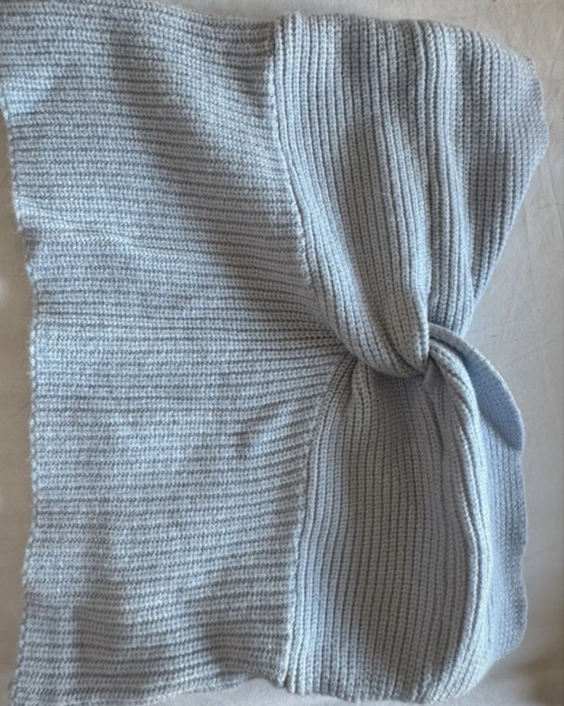 Conjunto se dois tops sem alças de lã- azul e branco