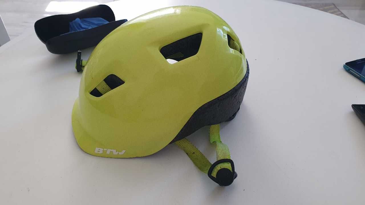 Kask rowerowy dziecięcy BTWIN roz. 48-52