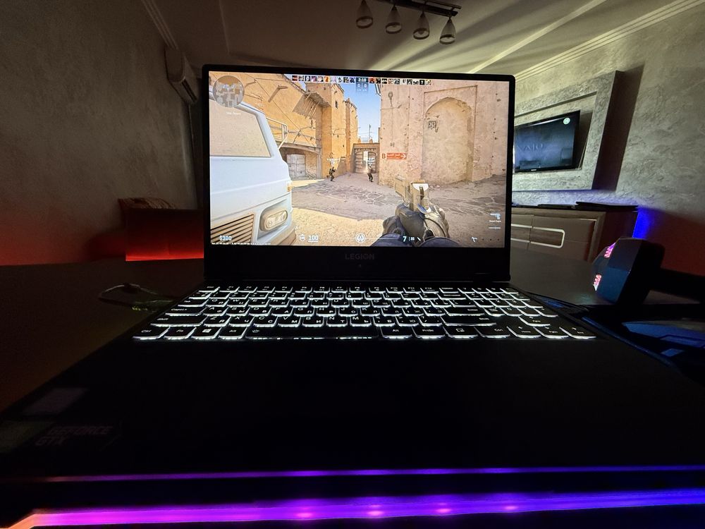 Мощный игровой ноутбук Lenovo Legion GTX 8 GB+ игровой комплект