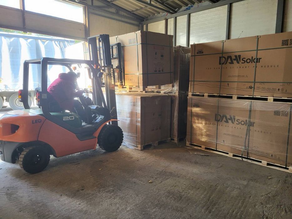 Продаж та встановлення  сонячних панелей