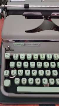 Máquina de escrever- antiguidade