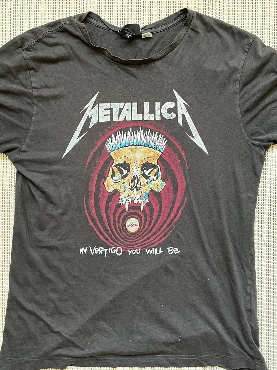 футболка h&m Metallica